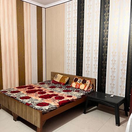Hotel Pushpanjali Халдвани Экстерьер фото